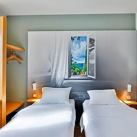 Montélimar Nord Hotel Les Tourrettes